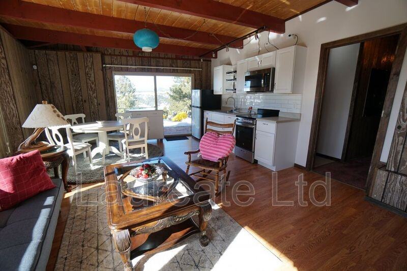 241 Zephyr Ave - Photo 2 of 11