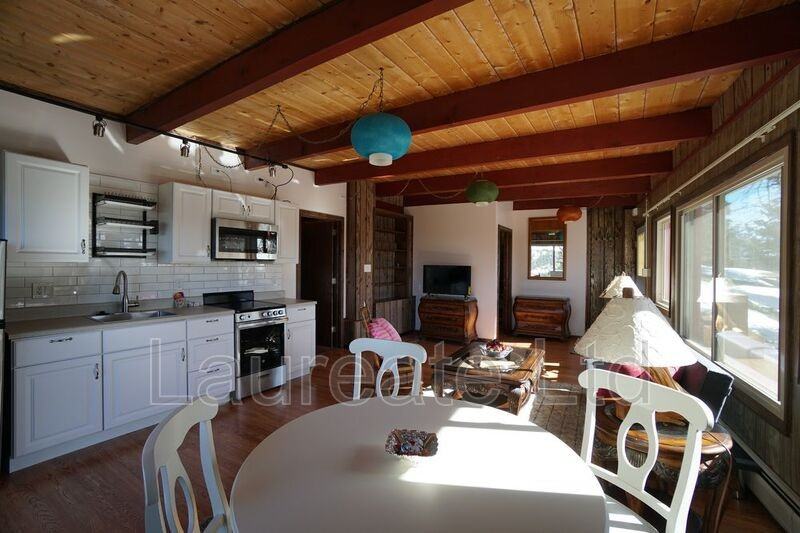 241 Zephyr Ave - Photo 4 of 11