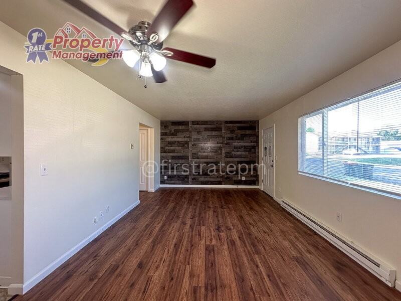 1824 N Crestmont Dr - Photo 5 of 26