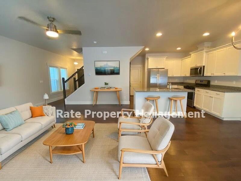 399 S Academy Ln - Photo 4 of 27