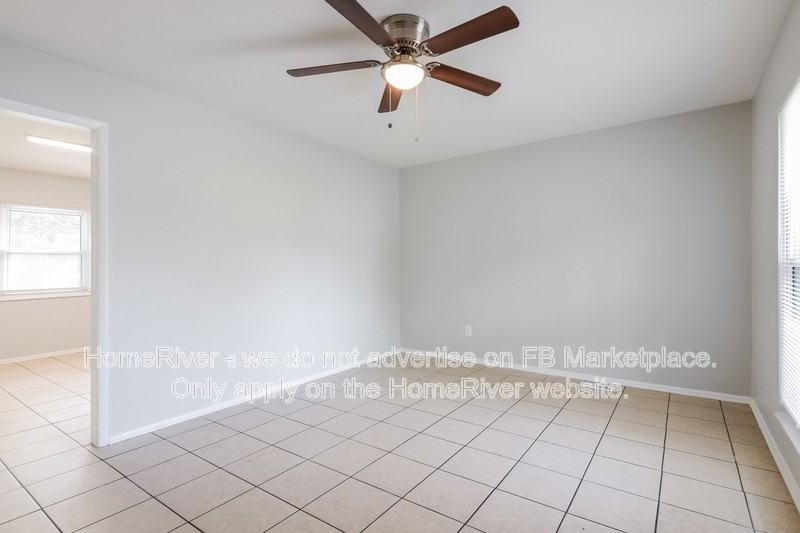 4332 Exmoor Ct - Photo 2 of 17