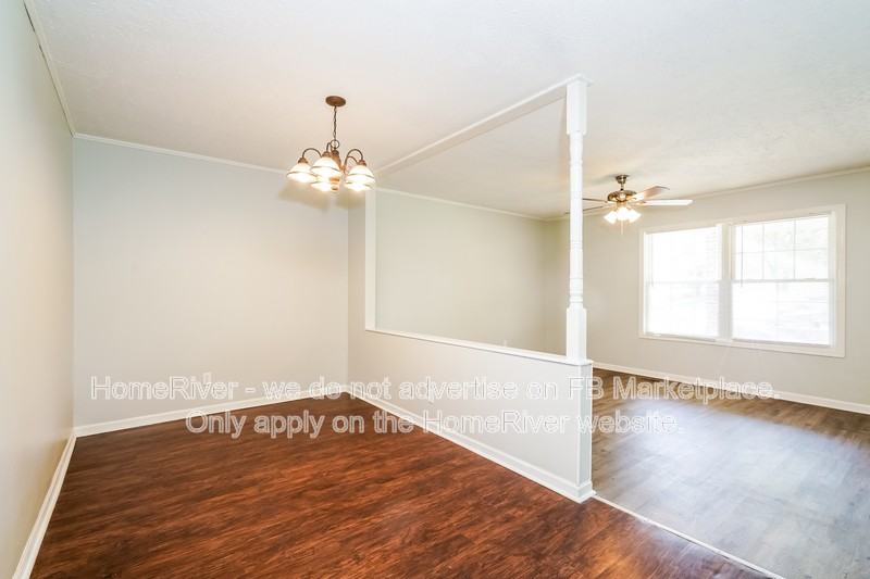 970 Edgewood Dr - Photo 3 of 19
