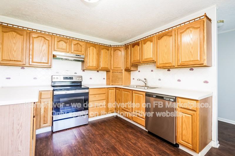 970 Edgewood Dr - Photo 5 of 19
