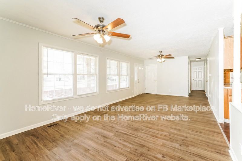 970 Edgewood Dr - Photo 7 of 19