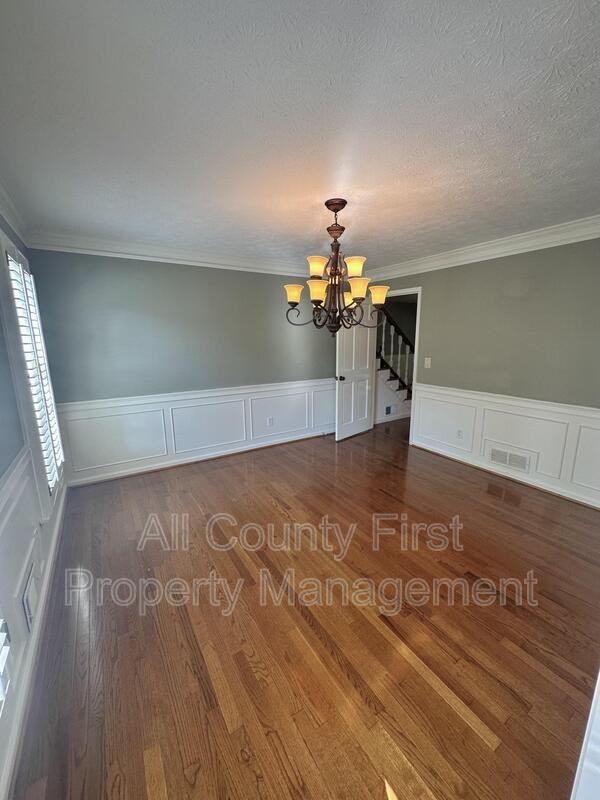 5621 Shadow View Dr #5621SHADOW - Photo 3 of 36