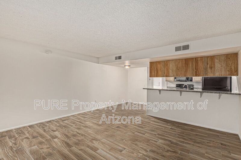 8847 N 8th St #102 - Photo 7 of 11