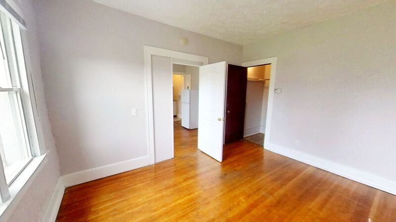 2005 Dewey Ave #7 - Photo 6 of 13