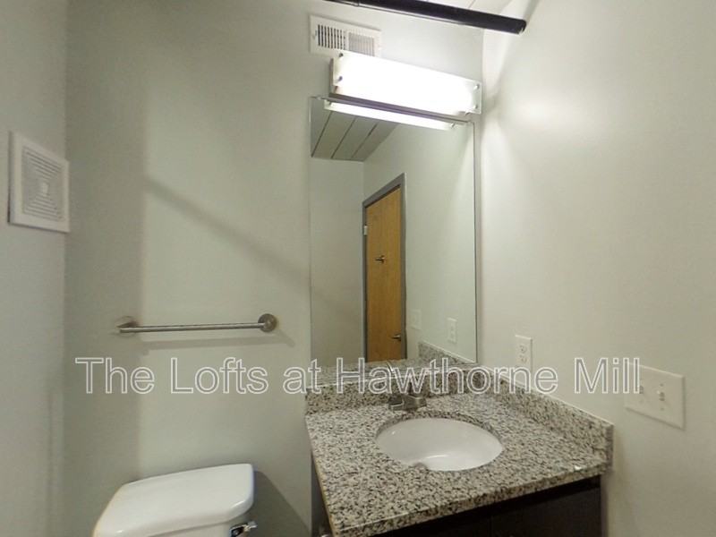 1101 Hawthorne Ln #287 - Photo 7 of 10