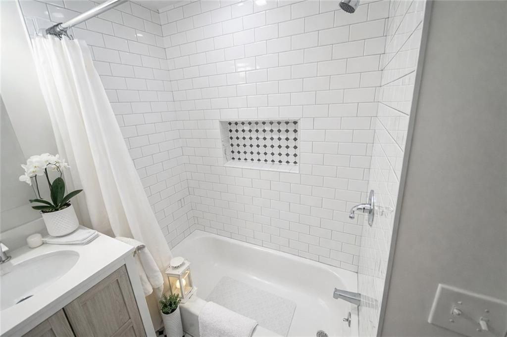 15 Rock St ##1 - Photo 6 of 11