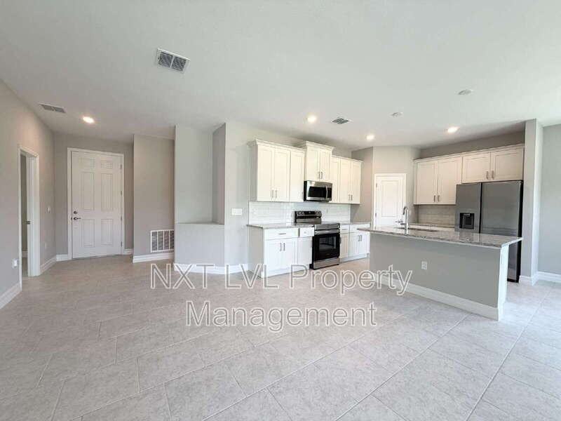 3512 50th St W - Photo 4 of 28