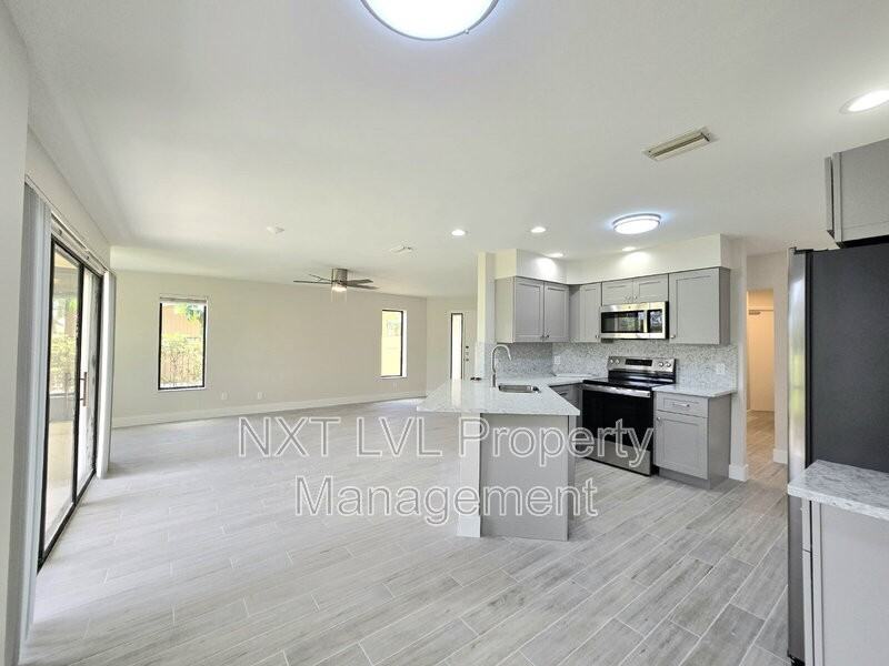 7170 Golden Eagle Ct #114 - Photo 7 of 26
