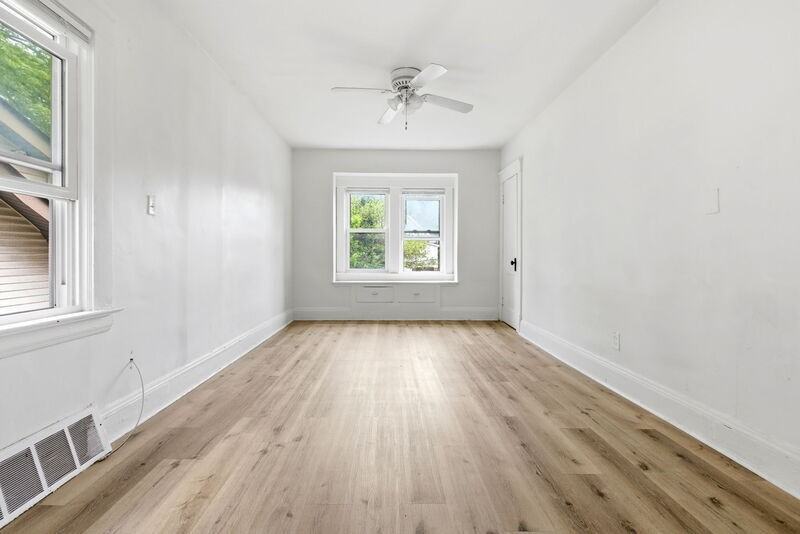 1768 Wayside Rd - Photo 6 of 14