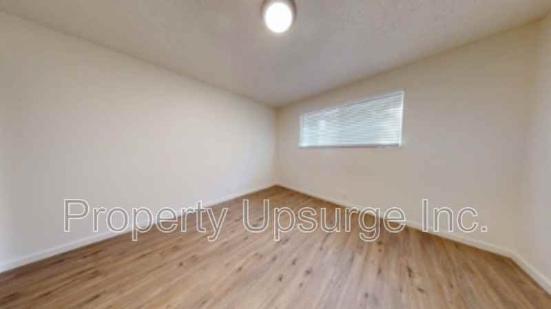 425 Nelson Ave #3 - Photo 5 of 11