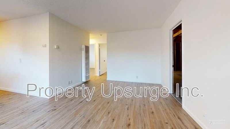 2737 Gilmore Ln - Photo 5 of 15
