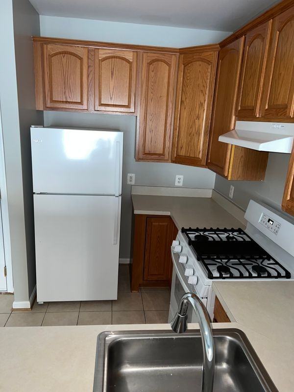 15618 Everglade Ln ##304 - Photo 4 of 17