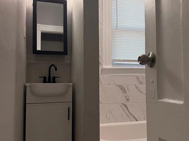 77 Shepard St ##1 - Photo 7 of 7