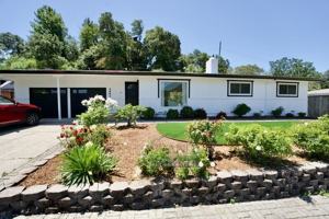 featured image of 2061 Carolyn Way