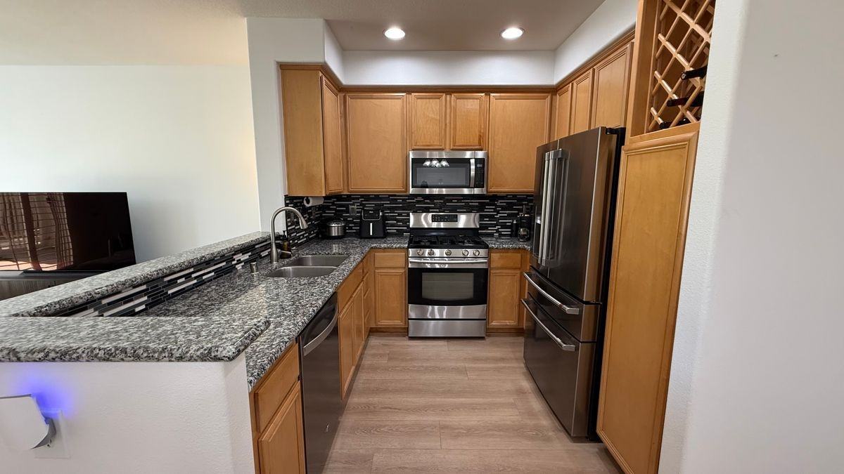 8382 E Truckee Way - Photo 3 of 35