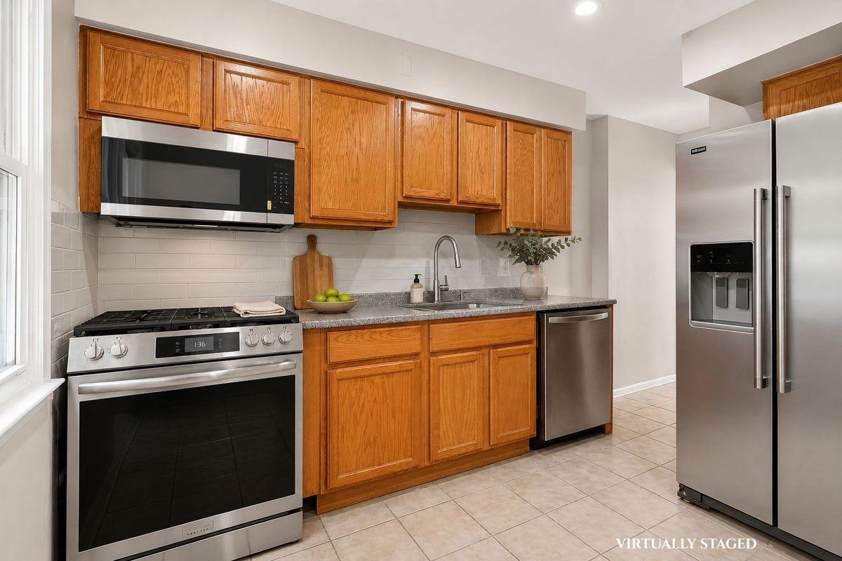 21 Troy Ct - Photo 2 of 27