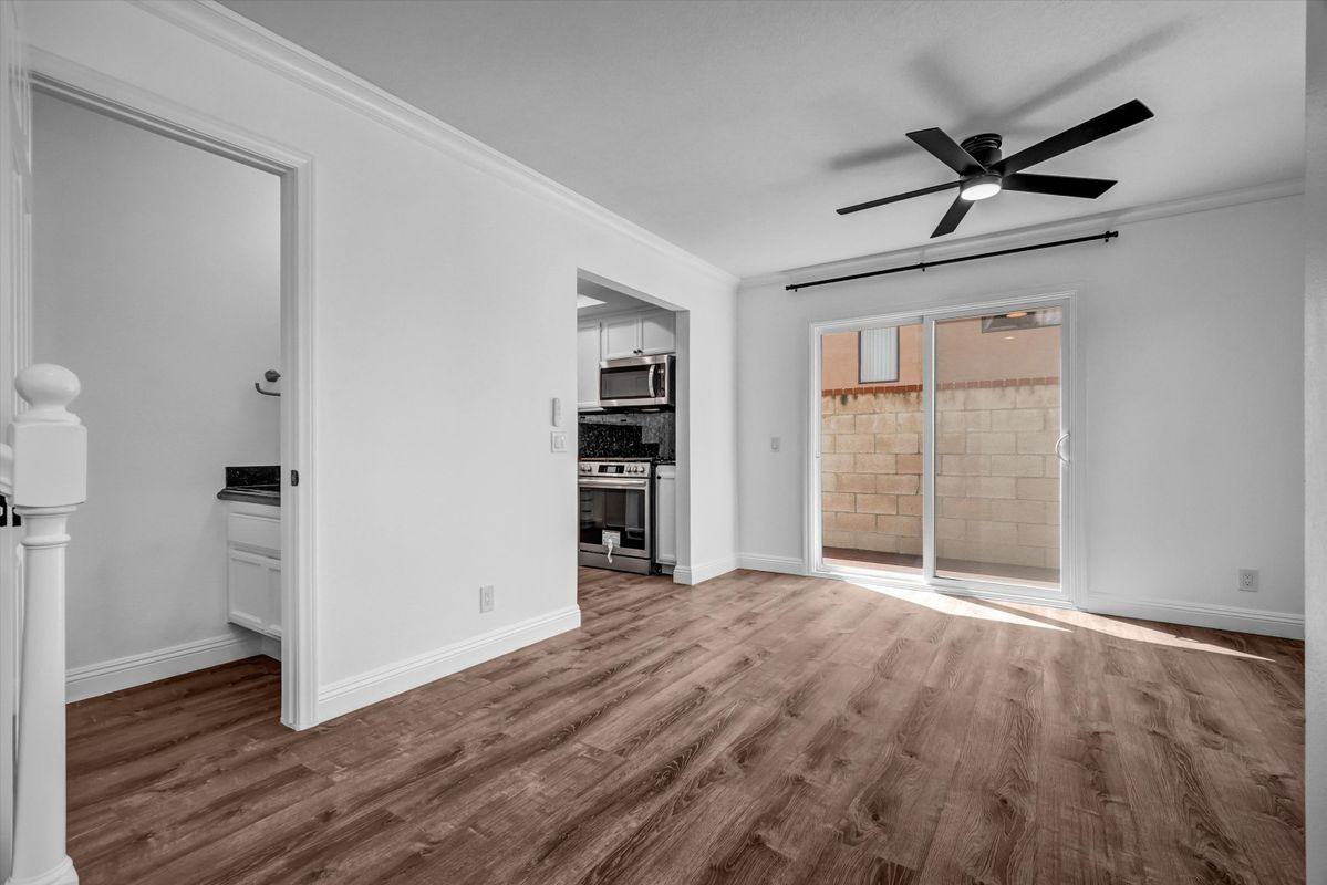 331 Ogle St ##B - Photo 6 of 21