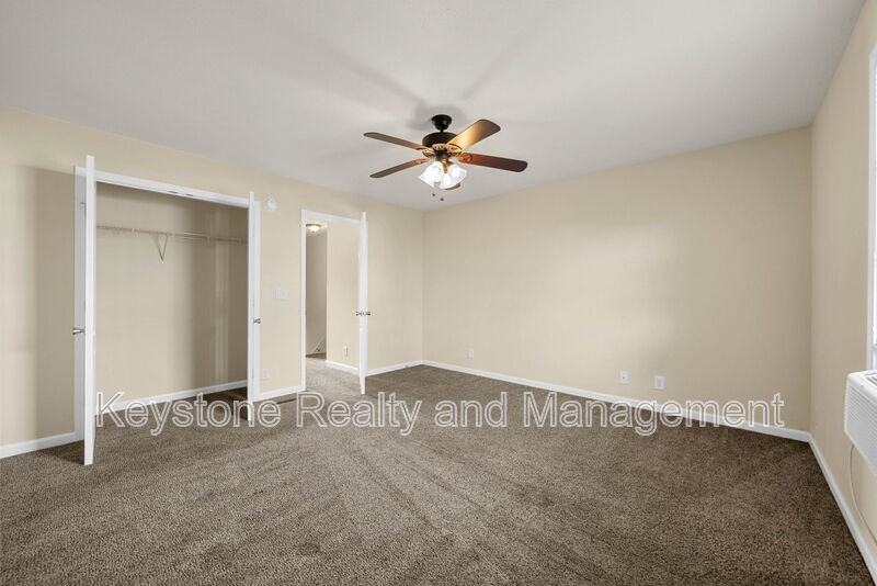 2331 Raleigh Ct - Photo 3 of 16
