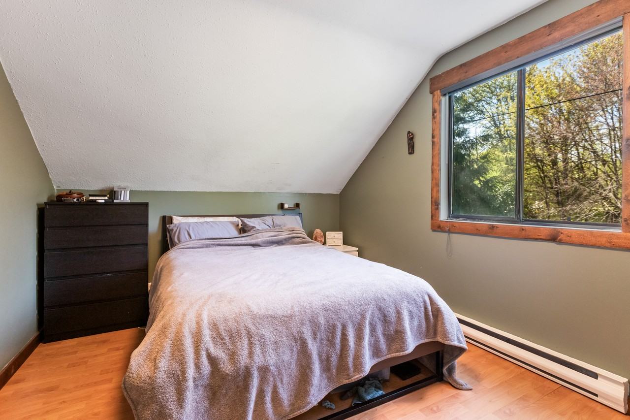 11745 246 Street - Photo 3 of 6