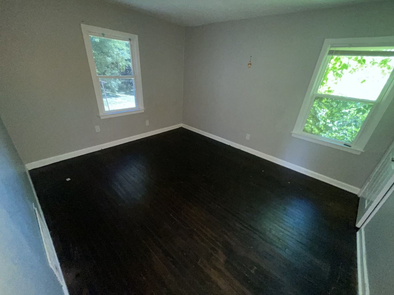 2736 Enterprise Ave - Photo 5 of 5