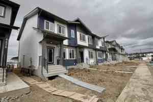 featured image of 6618 42 Ave