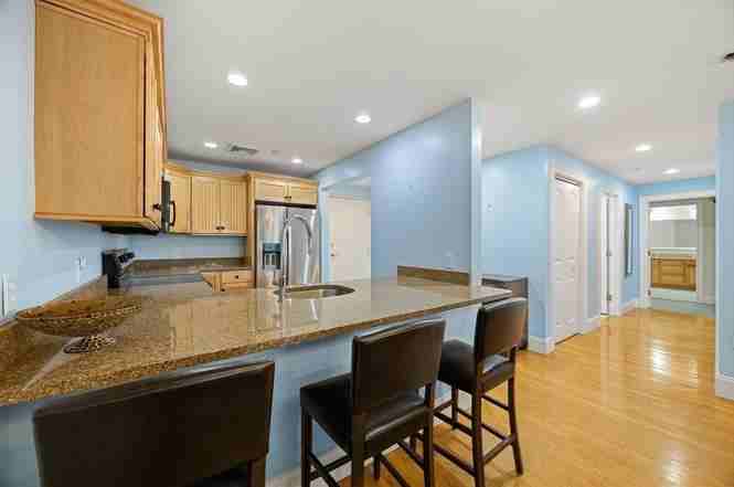 300 Front St - Photo 2 of 15