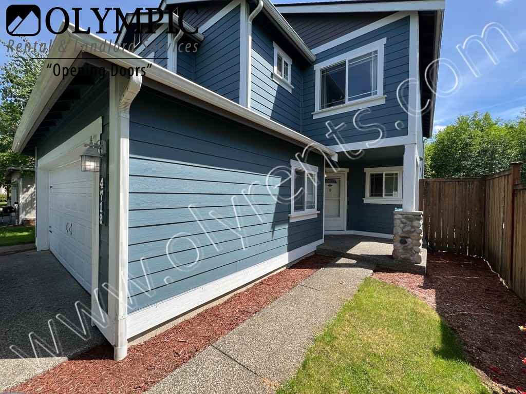 4719 Breccea Ln Se - Photo 2 of 28