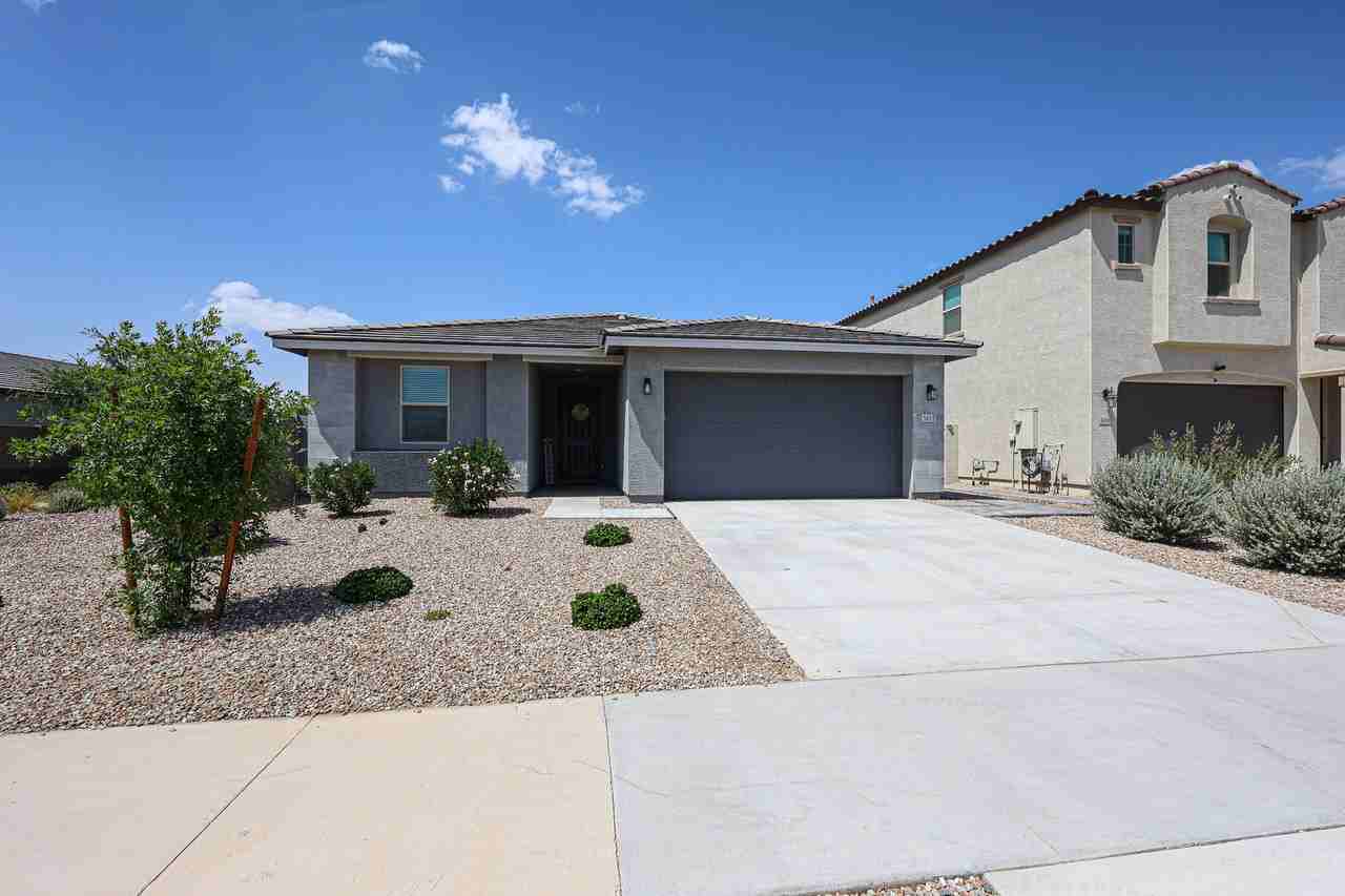 5612 W Lodge Dr - Photo 3 of 41