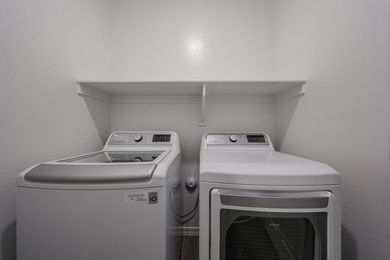 5612 W Lodge Dr - Photo 7 of 41
