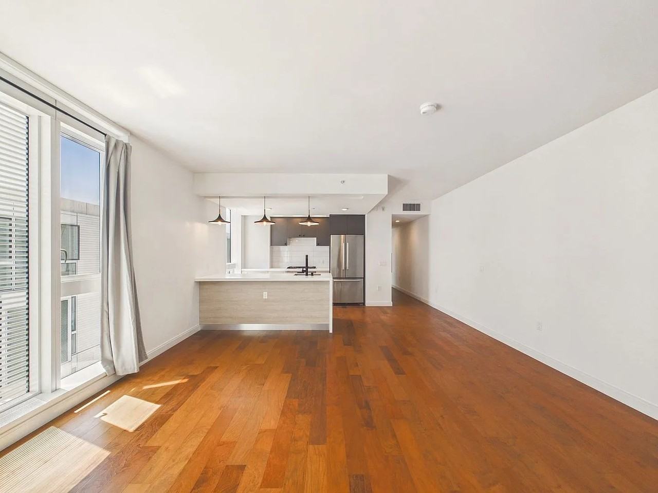 555 Fulton St - Photo 2 of 16