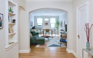 featured image of 811 Cortelyou Rd