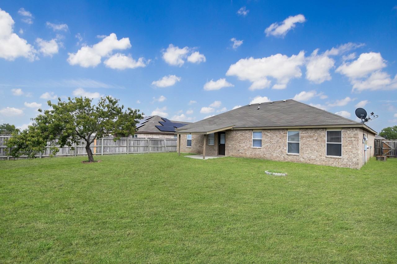 4507 Jake Spoon Dr - Photo 5 of 22