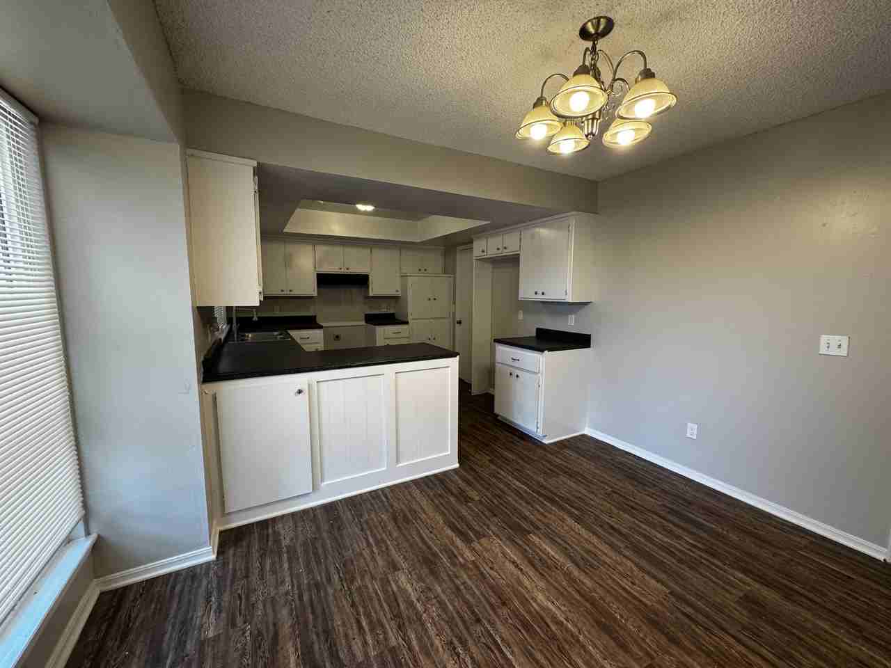 7333 Edenborough Dr - Photo 6 of 30