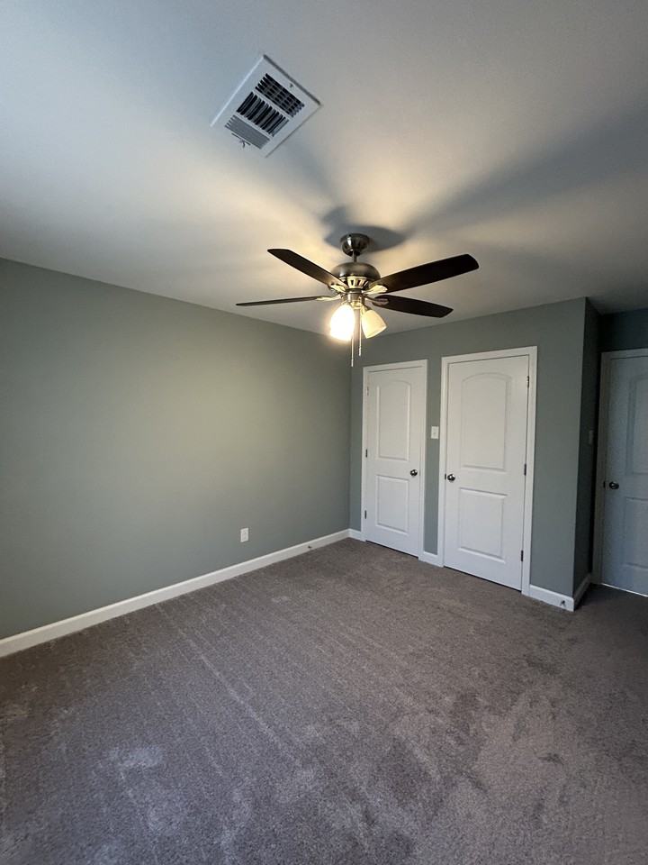 65 Birchwood Dr - Photo 4 of 9