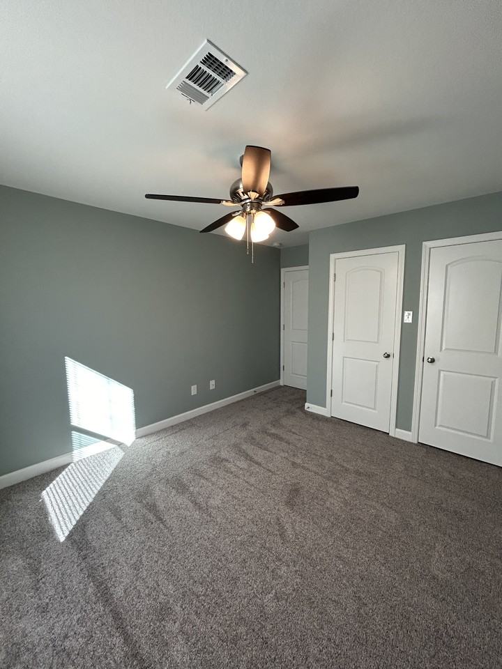 65 Birchwood Dr - Photo 5 of 9