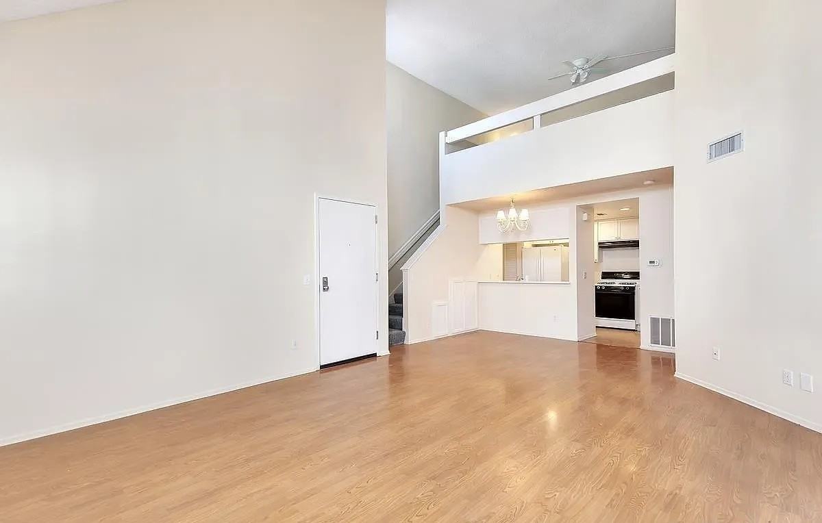 701 Kettner Blvd #94 - Photo 3 of 13
