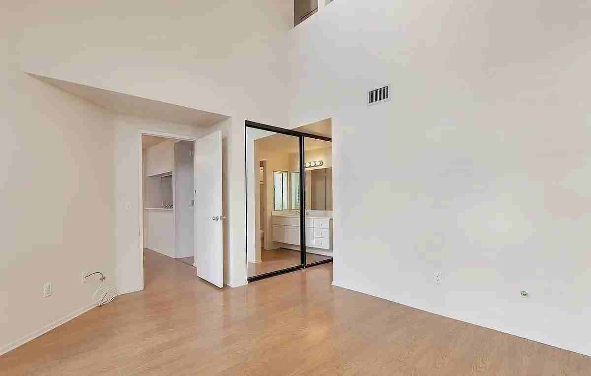 701 Kettner Blvd #94 - Photo 7 of 13