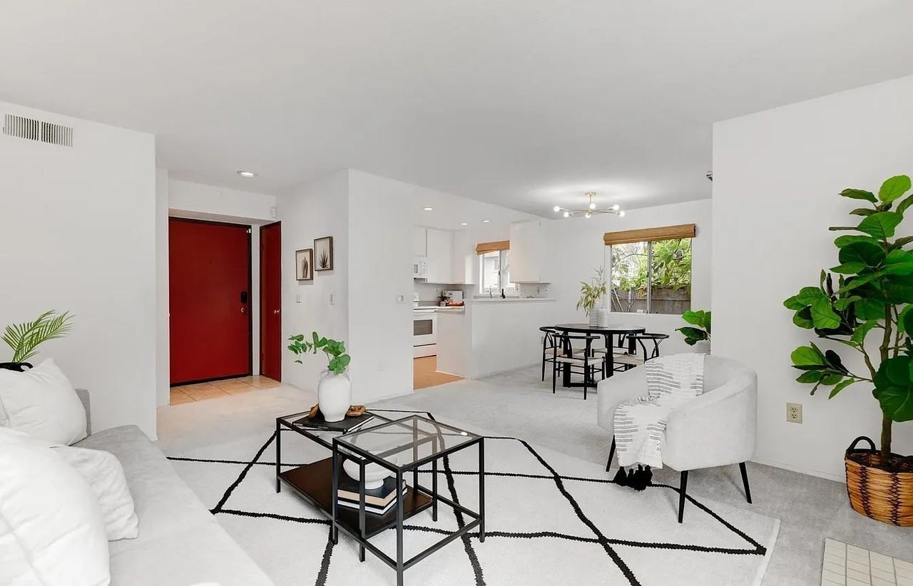 11325 Avenida De Los Lobos #C - Photo 4 of 17