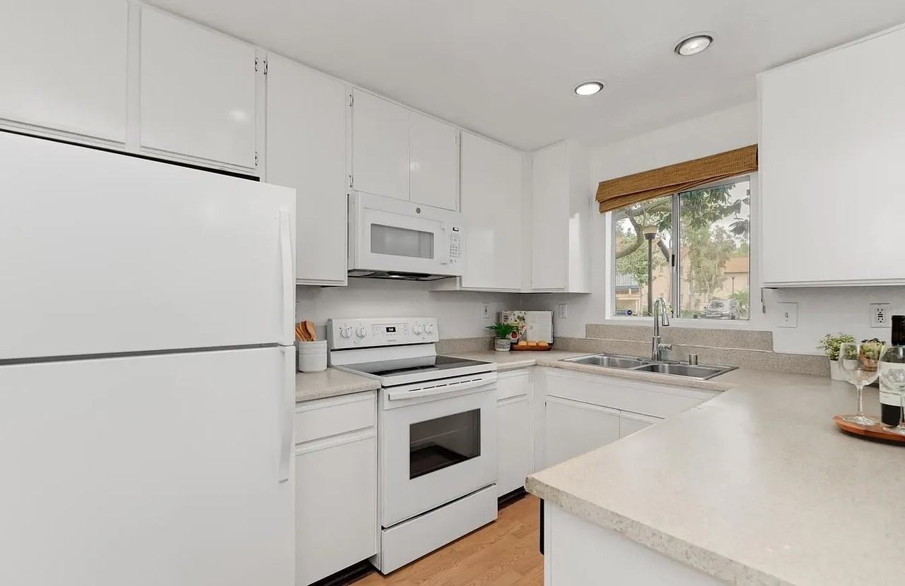 11325 Avenida De Los Lobos #C - Photo 5 of 17