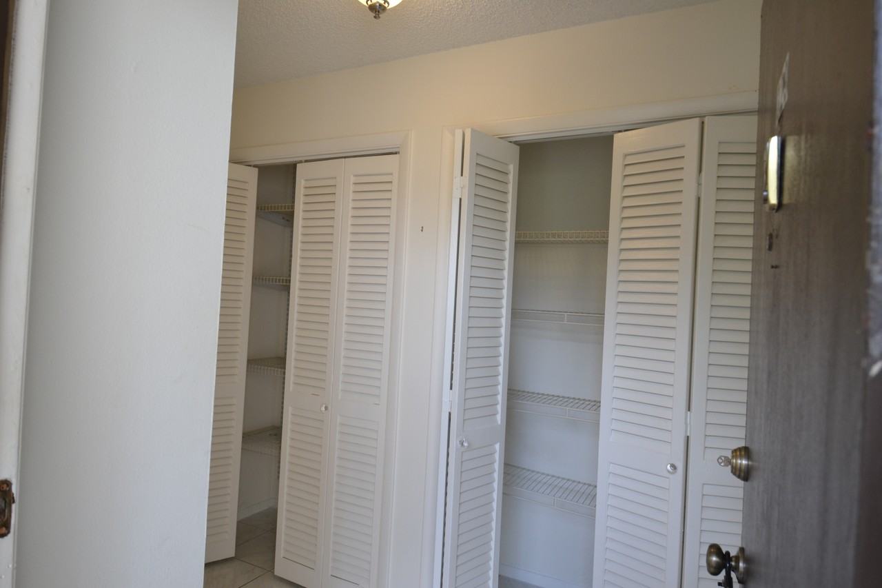 329 Moorings Cove Dr - Photo 3 of 50