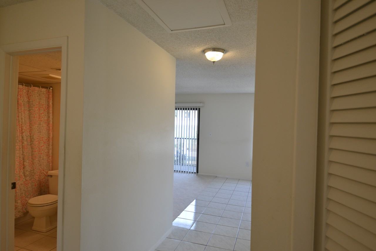 329 Moorings Cove Dr - Photo 6 of 50