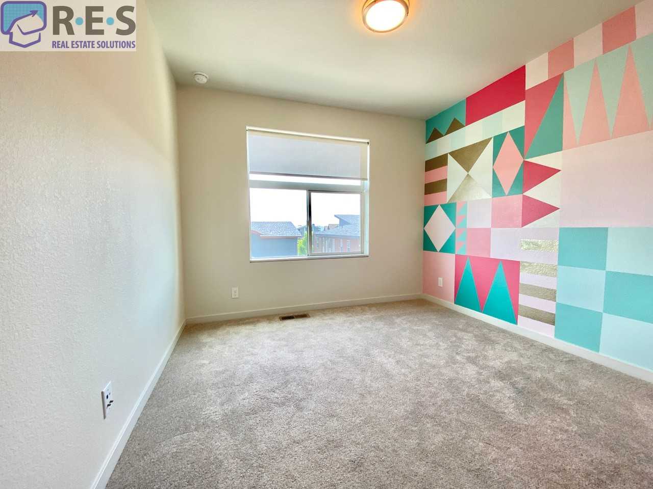 9190 E 52nd Dr - Photo 7 of 11