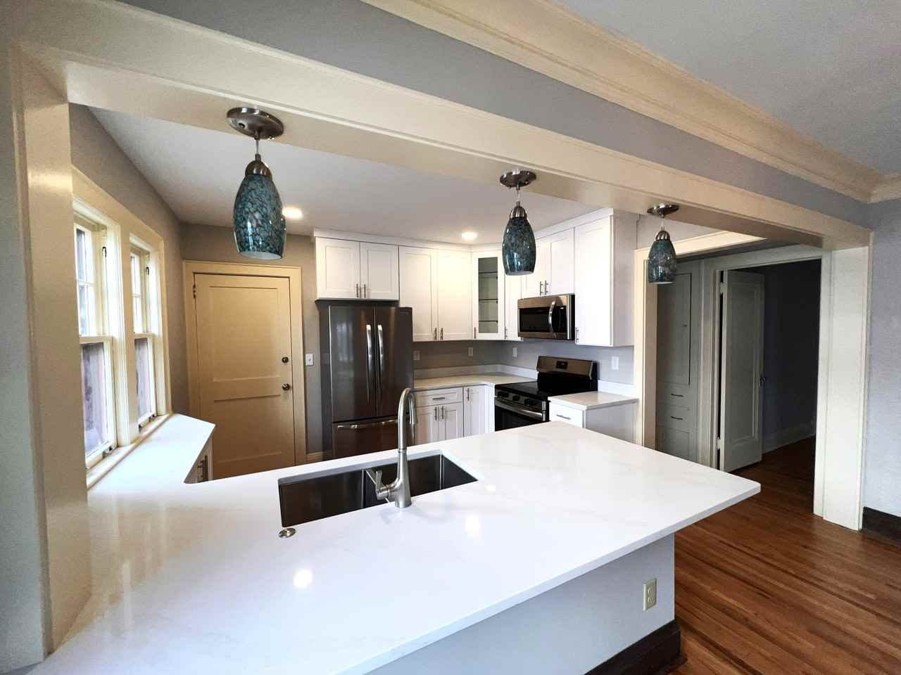 2114 Randolph Ave - Photo 2 of 13
