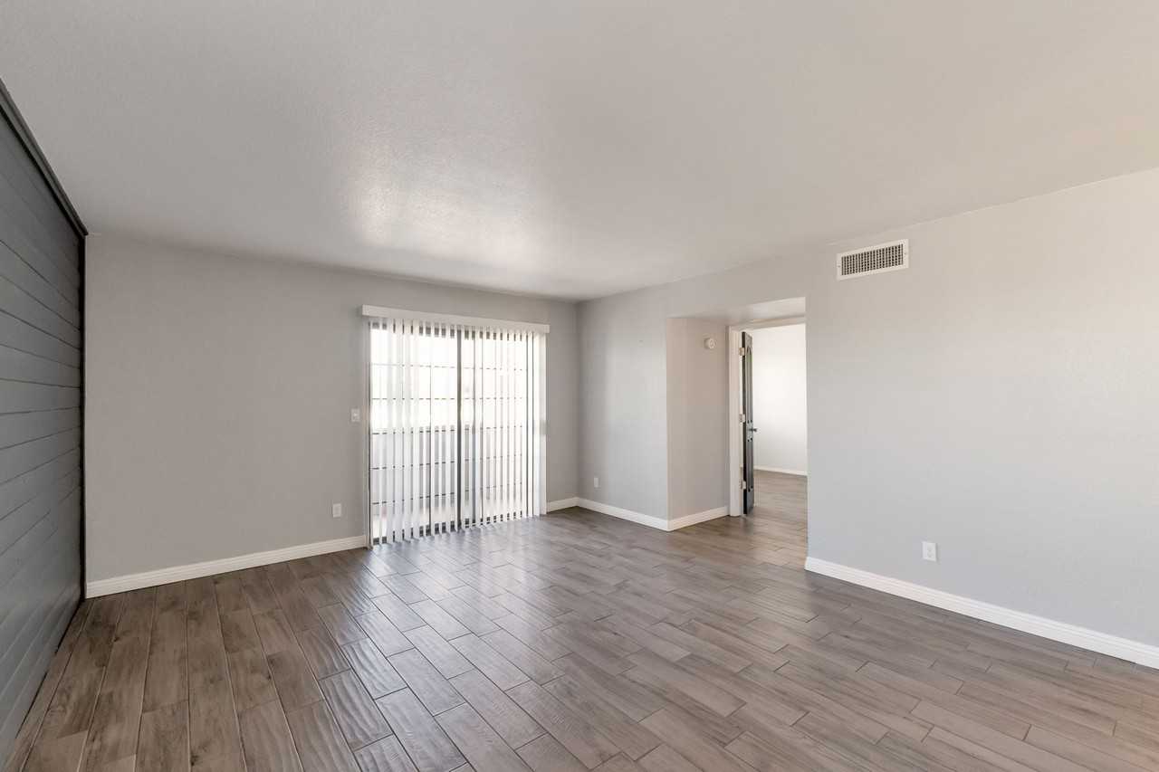 8263 N Oracle Rd #136 - Photo 6 of 15