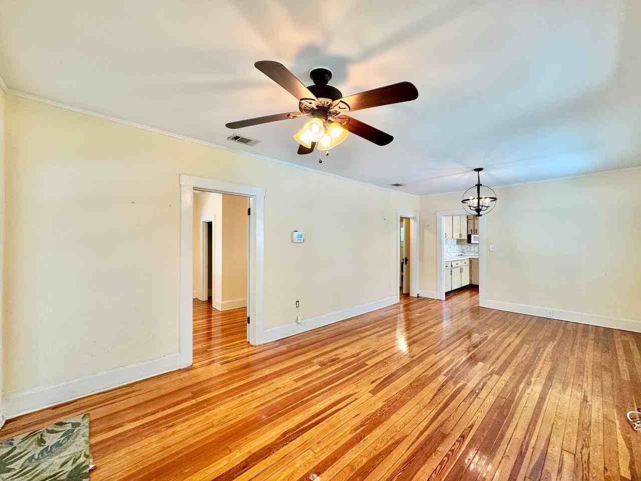 1215 E Mohawk Ave - Photo 5 of 20