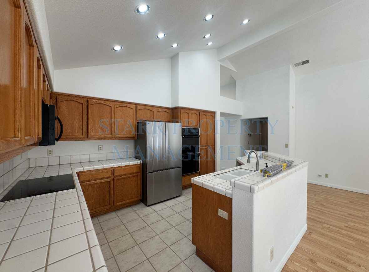 1473 Kimiyo St - Photo 7 of 24