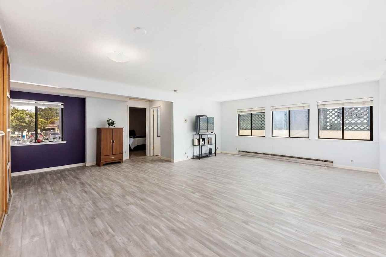 320 Peninsula Ave #120 - Photo 2 of 13